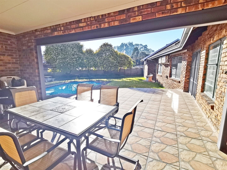 4 Bedroom Property for Sale in Vaalpark Free State